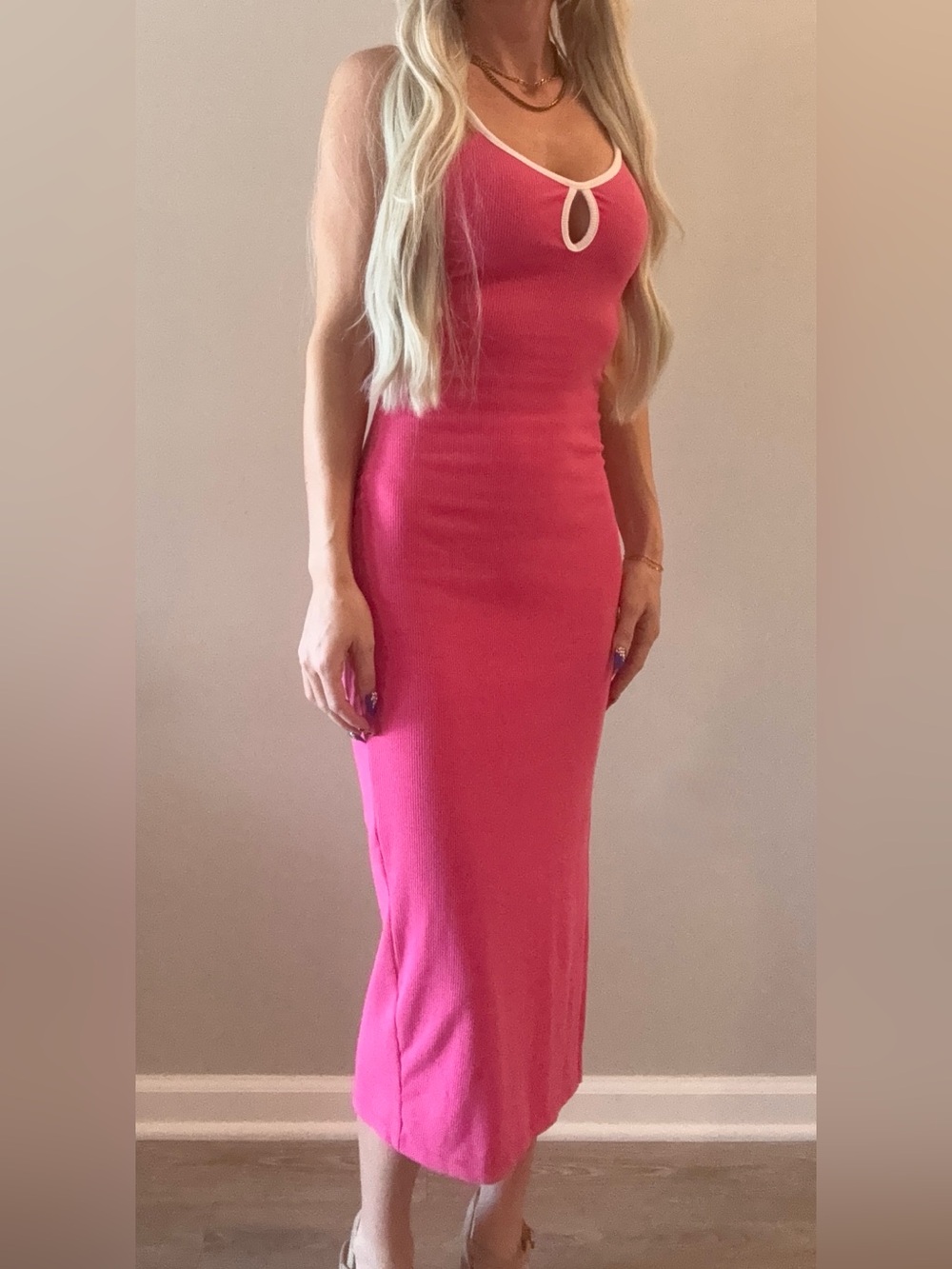 Vici Pink Ribbed Midi Dress with Keyhole